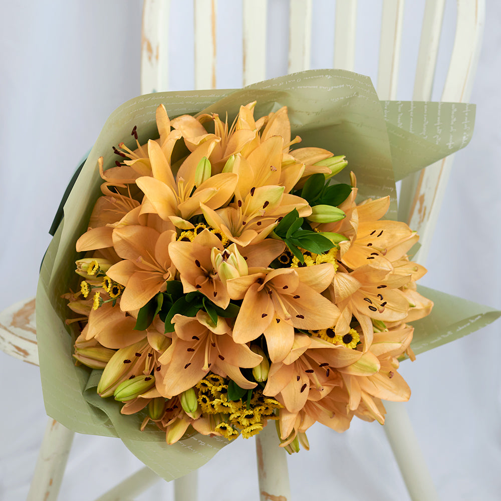 Amber Celebration Lily Bouquet
