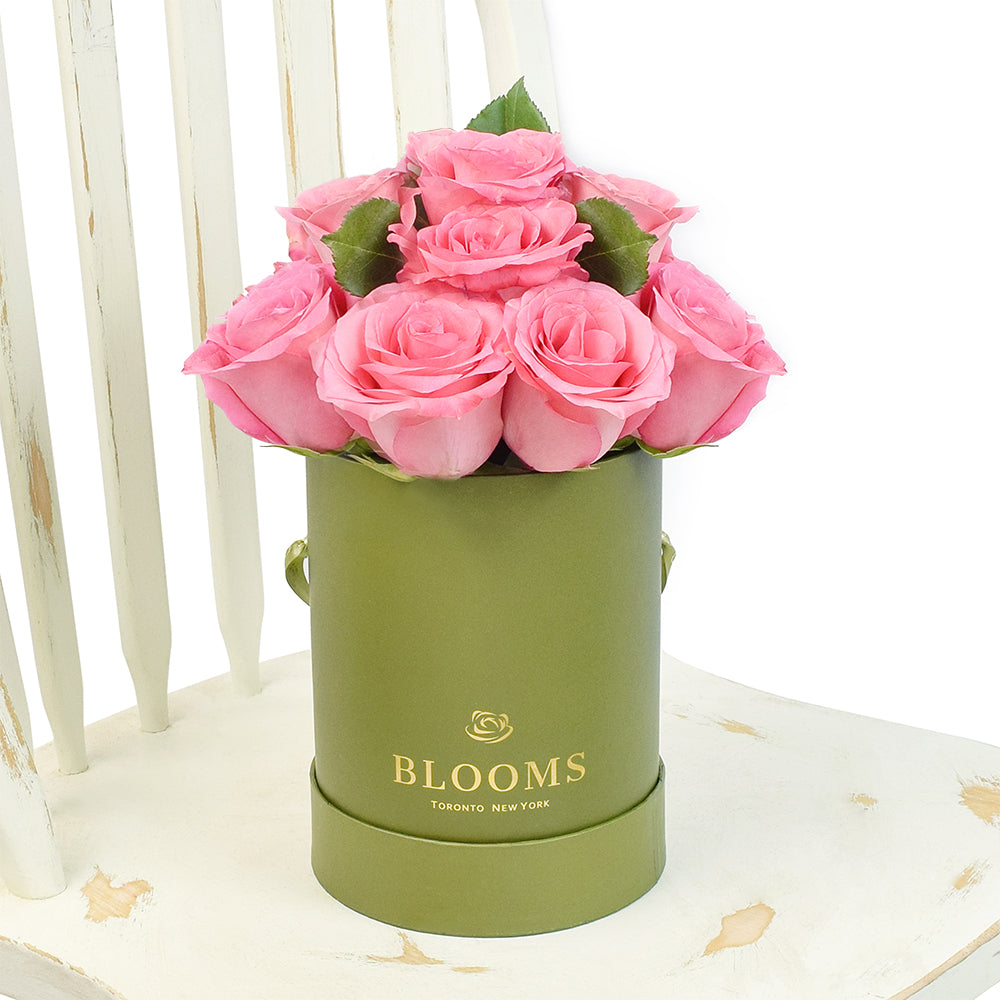 Pink Glow Box Rose Set from New York Blooms - Floral Gift Hat Box Set - New York Delivery.