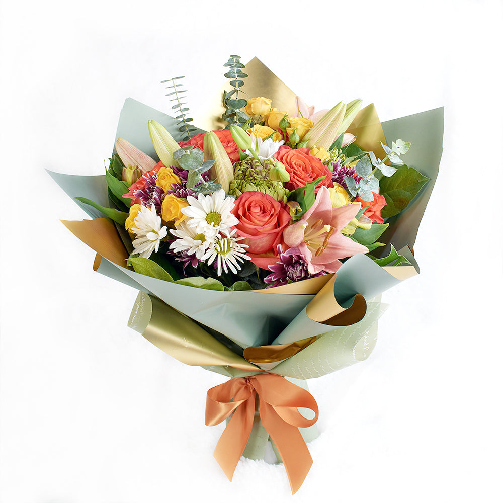 Mother's Day Love in Casablanca Deluxe Mixed Rose Bouquet from New York Blooms is the perfect gift to captivate your beloved and whisk them away for a special celebration. New York Blooms