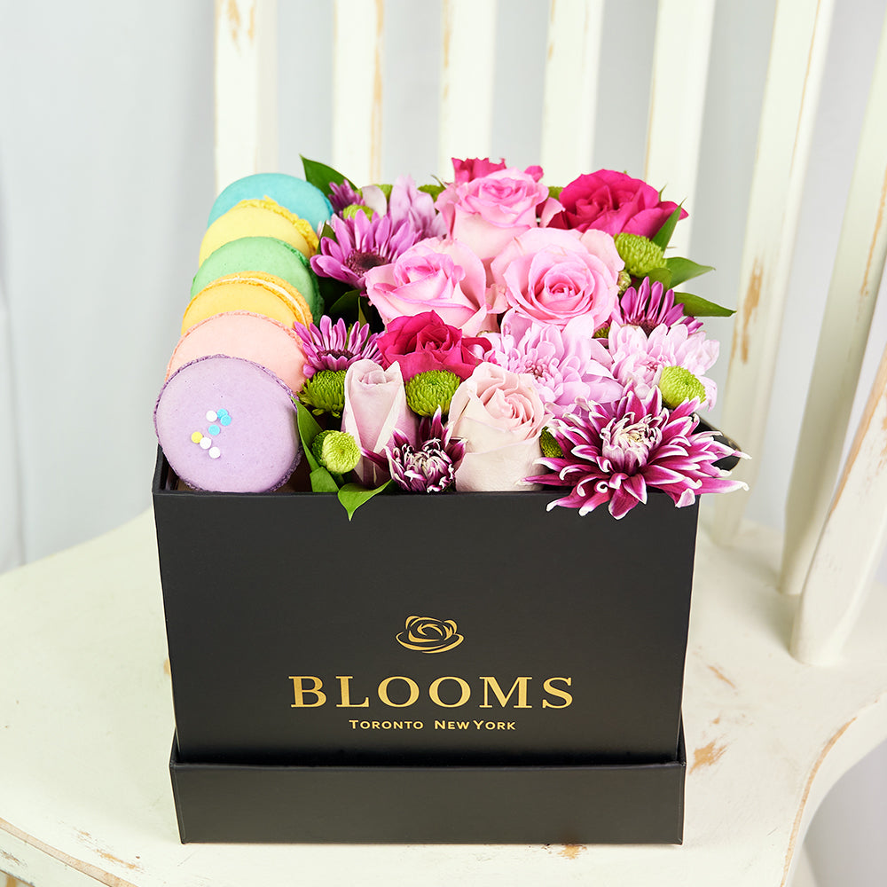 Complete Macaron & Flower Gift Box