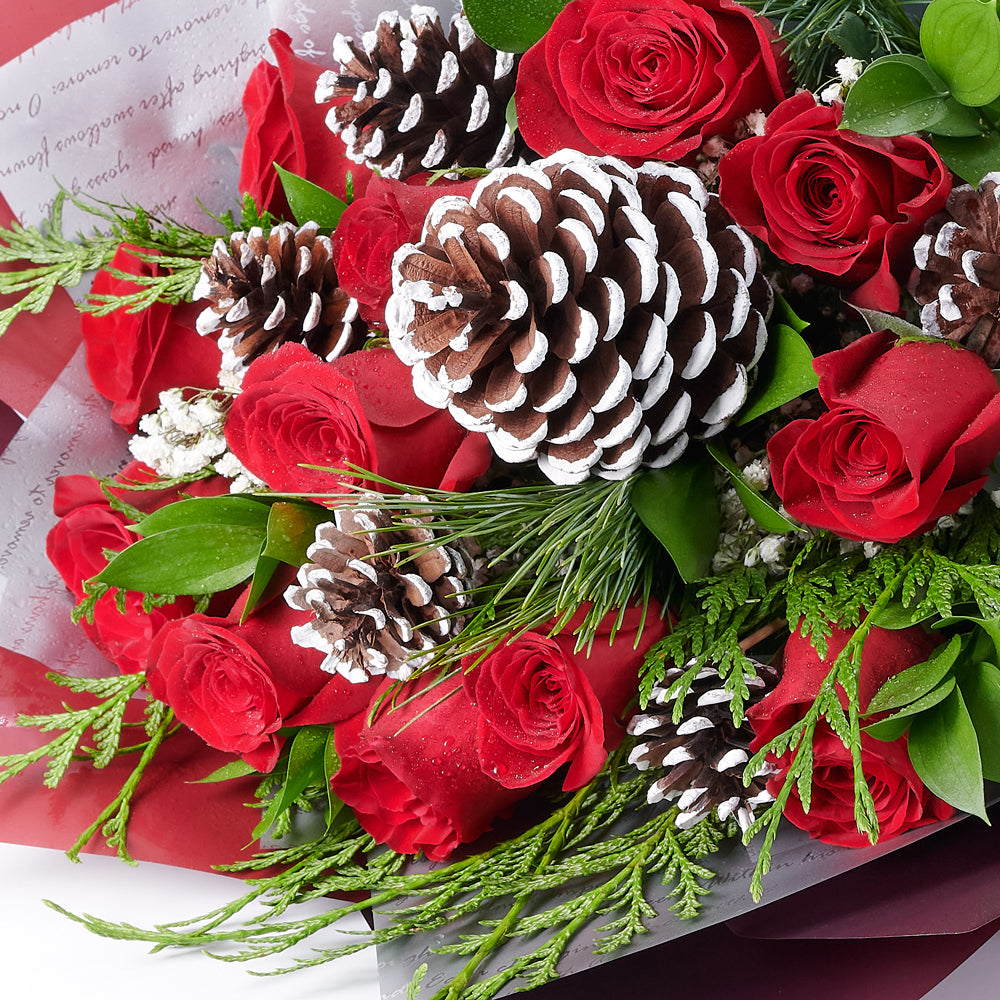 Winter Rose Bouquet from New York Blooms - Rose Gifts - New York Delivery.