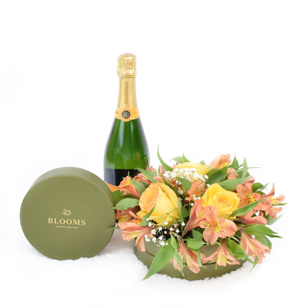 The Perfect Trio Flowers &amp; Champagne Gift from New York Blooms - Flowers &amp; Champagne Gift Sets - New York Delivery.
