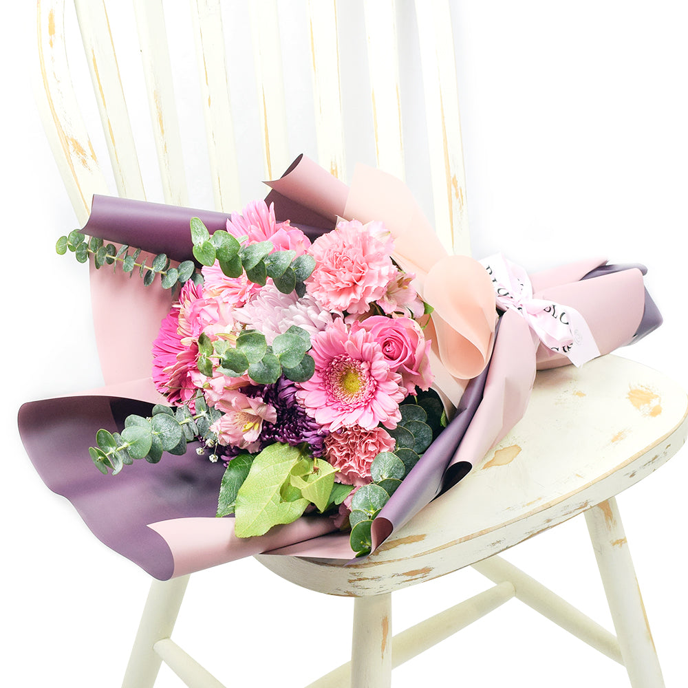 Pretty in Pink Mixed Flowers Bouquet from New York Blooms - Mixed Flower Gifts - New York Delivery.